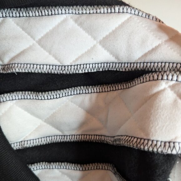 URBAN HERITAGE SWEATSHIRT QUILTED sweater Sz SMALL BLACK WHITE TRULY STUNNING ! - Picture 14 of 14